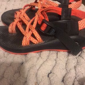 Women’s Chacos size 5